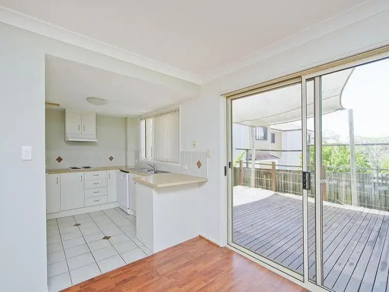 Main view of Homely townhouse listing, 1/23 Anne St, Southport QLD