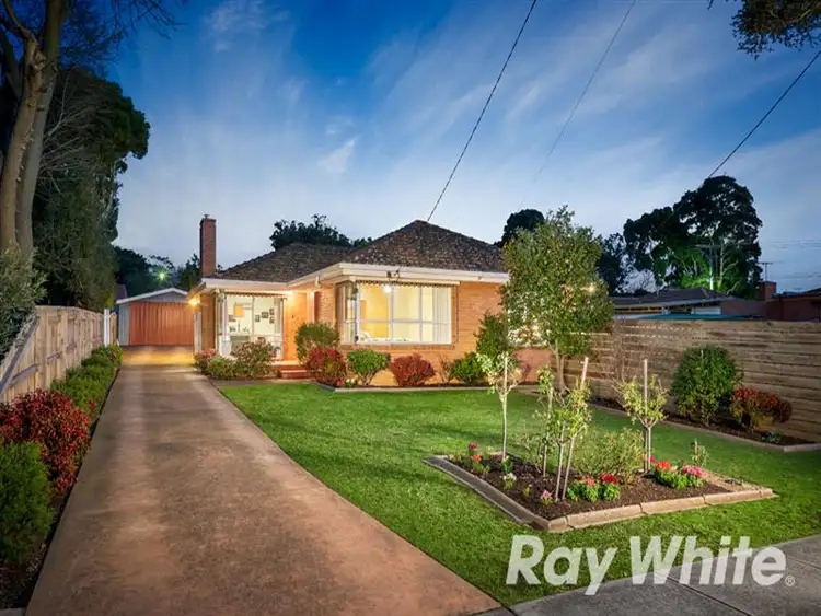 2 Iris Ct, Blackburn North VIC