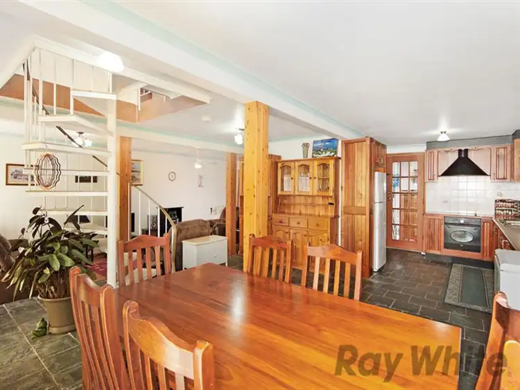 50 Georgina Ave, Gorokan NSW