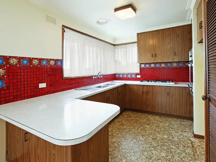 Fifth view of Homely house listing, 6 Eldine Ct, Grovedale VIC