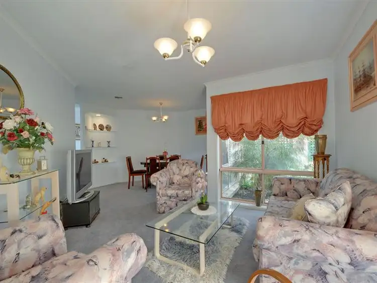 Fifth view of Homely house listing, 10 Christopher Ct, Traralgon VIC