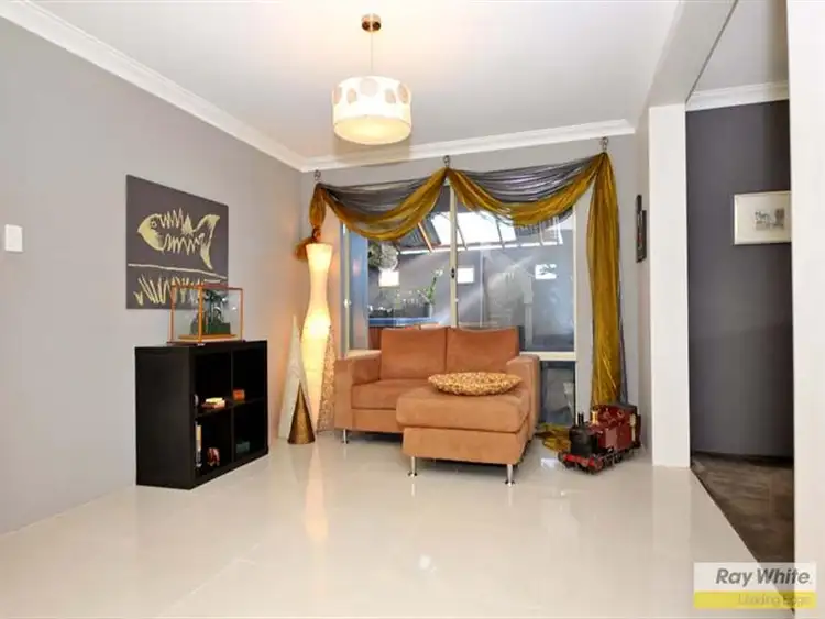 Fifth view of Homely house listing, 6 Catania Ct, Mindarie WA