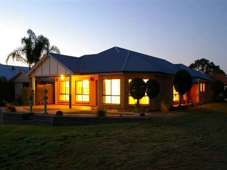 62 Meander Ave, Renmark SA