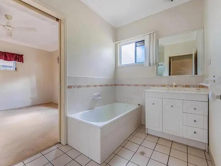Seventh view of Homely house listing, 15 Yellowood Cl, Tewantin QLD