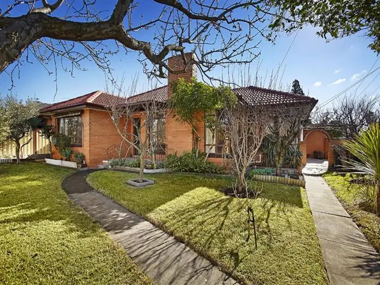 12 Alison St, Thomastown VIC