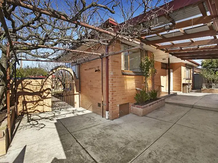 Sixth view of Homely house listing, 12 Alison St, Thomastown VIC