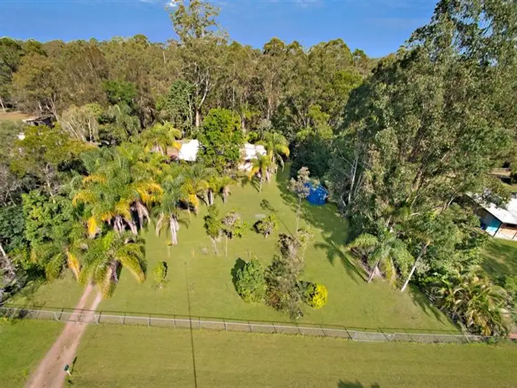 38 Dularcha Dr, Landsborough QLD