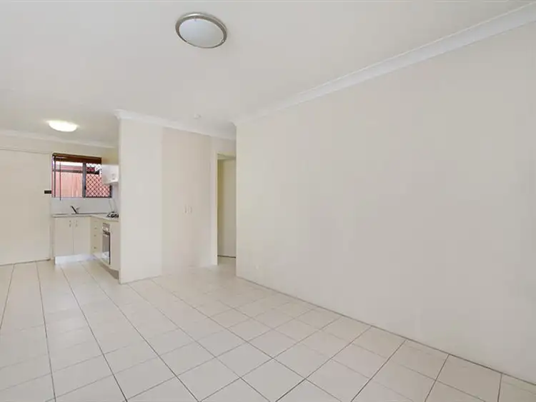 Third view of Homely unit listing, 3/5 Deighton Rd, Dutton Park QLD