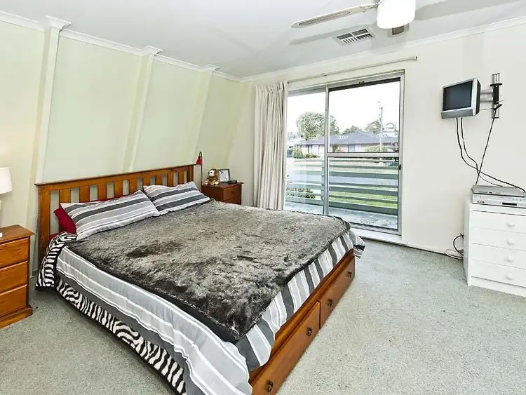 Fourth view of Homely house listing, 25 Hartland Way, Warnbro WA