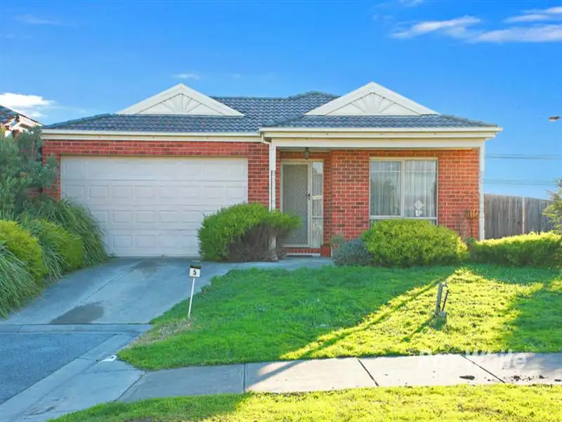Main view of Homely house listing, 5 Malfoy Mews, Cranbourne West VIC