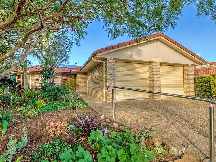 49 Cootharaba Dr, Helensvale QLD