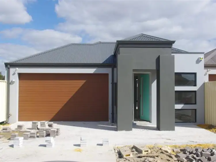 9C Boulder St, Bentley WA