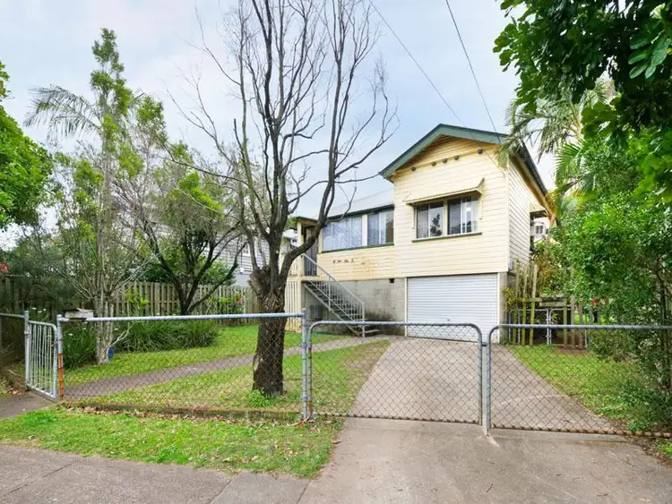 64 Allen St, Hamilton QLD