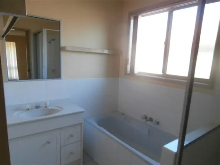 Sixth view of Homely house listing, 5 Darlington Ct, Caboolture QLD