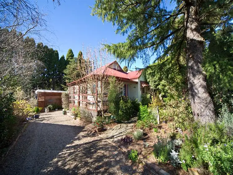 89 Great Western Hwy, Blackheath NSW