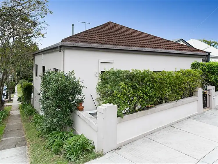 Fifth view of Homely house listing, 32 Gertrude St, Highgate Hill QLD
