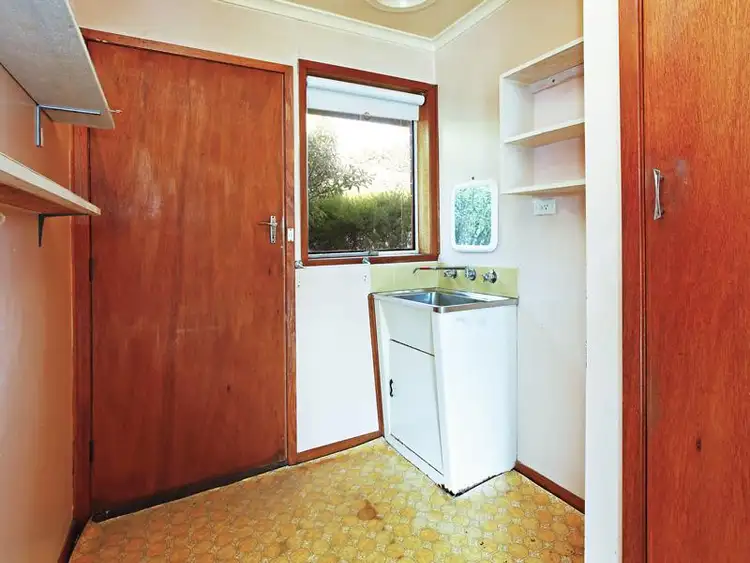 Sixth view of Homely house listing, 2/9-11 Elliott Ave, Highton VIC