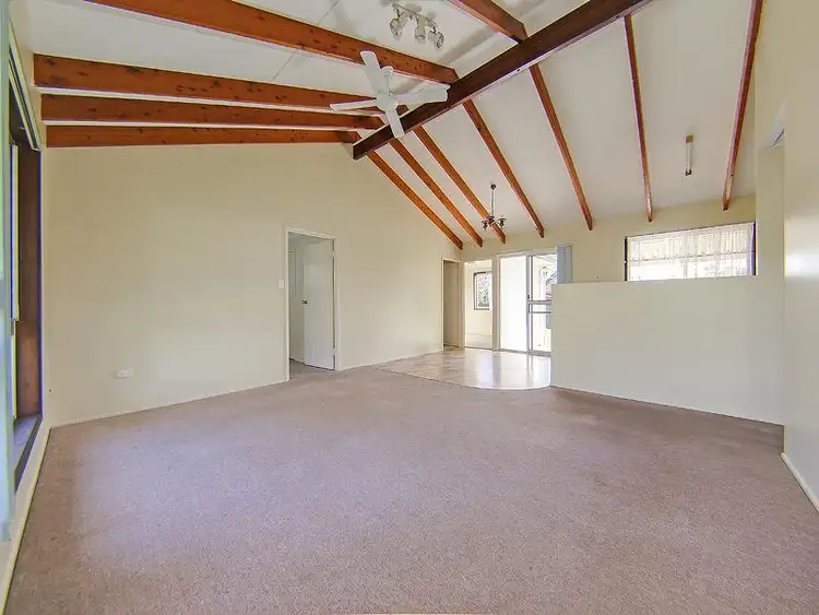 Fifth view of Homely house listing, 13 Wunulla St, Thorneside QLD