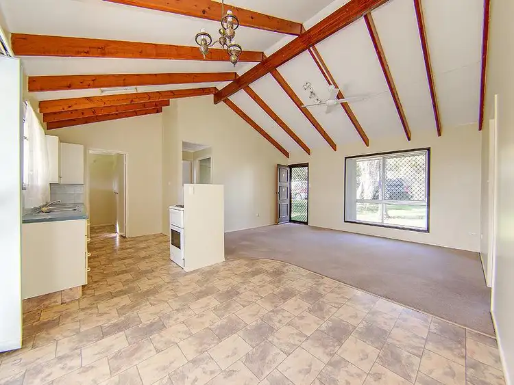 Sixth view of Homely house listing, 13 Wunulla St, Thorneside QLD