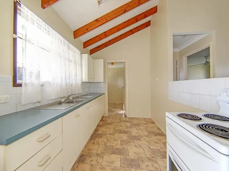 Seventh view of Homely house listing, 13 Wunulla St, Thorneside QLD