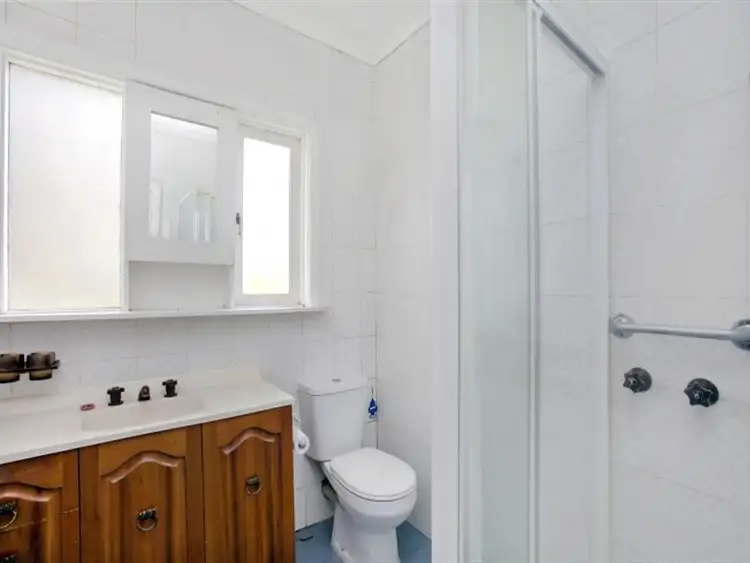 Sixth view of Homely house listing, 33 Morotai Pde, Heidelberg West VIC