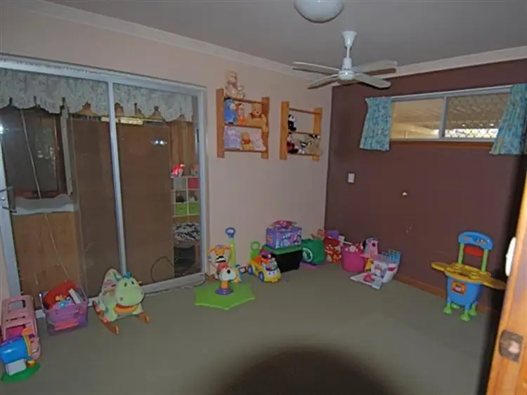 Sixth view of Homely house listing, 16 Radford Pl, Safety Bay WA