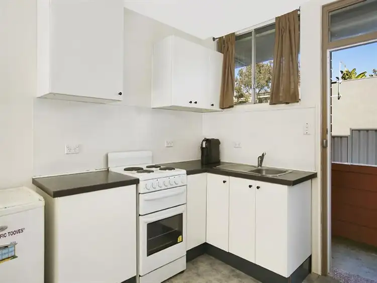 Second view of Homely unit listing, 2/942 Pittwater Rd, Dee Why NSW