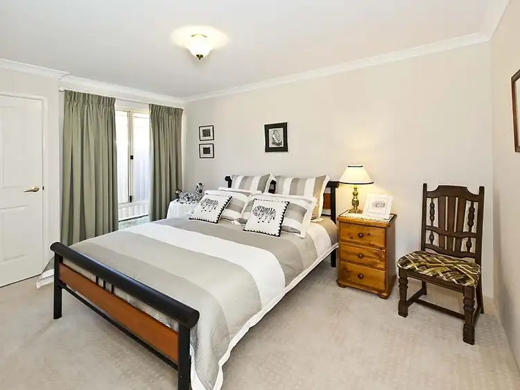 Fifth view of Homely house listing, 16 The Hawthorns, Baldivis WA