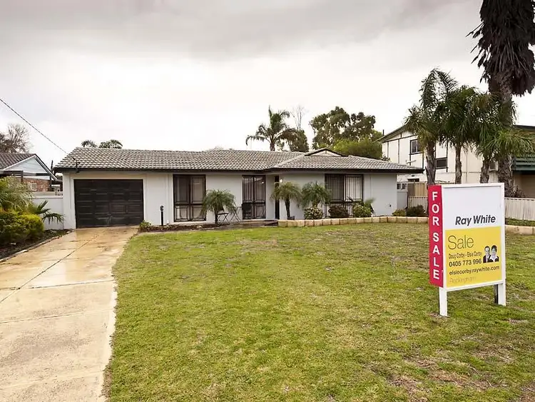 54 Axminster St, Warnbro WA