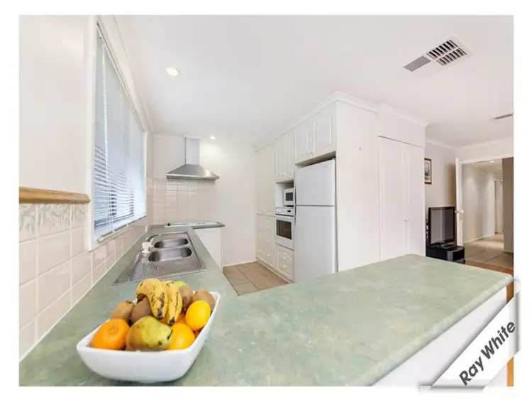 Fifth view of Homely house listing, 2 Ireland Pl, Wanniassa ACT