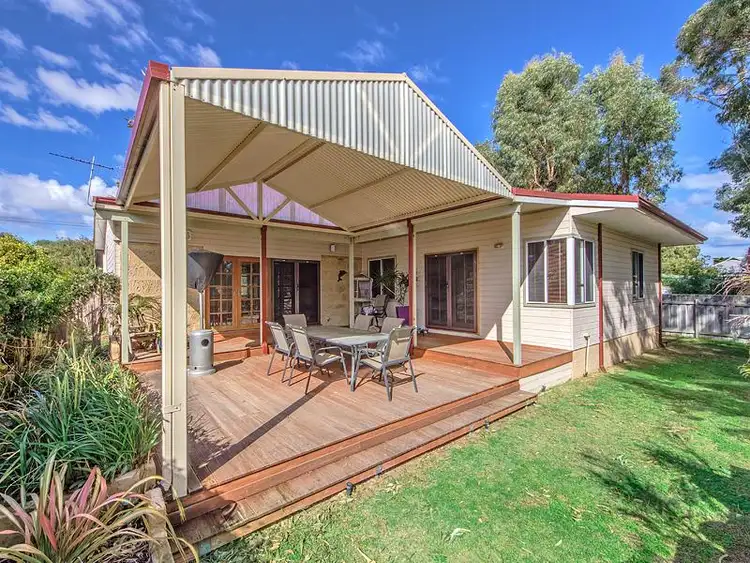 18 Hanretty St, Warnbro WA