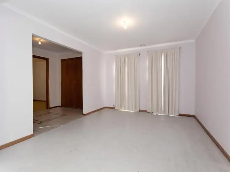 Second view of Homely house listing, 14 Marquet Ct, Hillside VIC