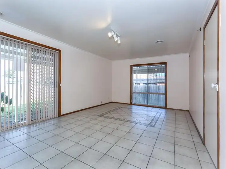 Fourth view of Homely house listing, 14 Marquet Ct, Hillside VIC
