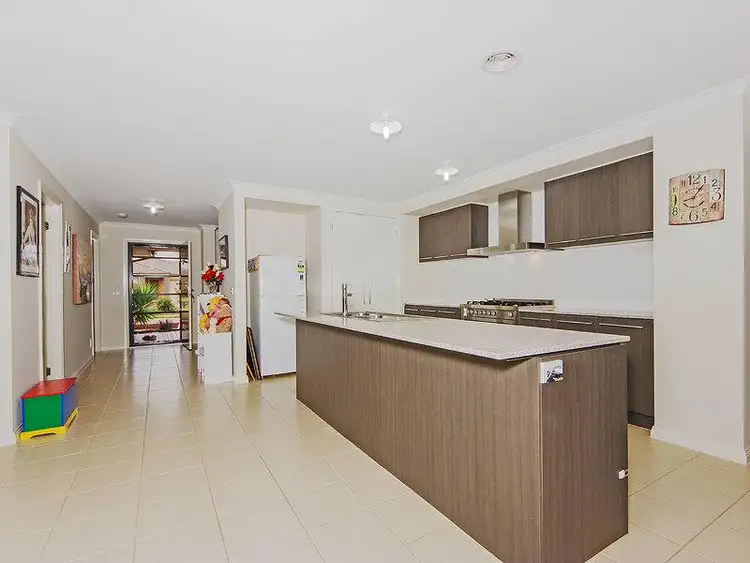 Sixth view of Homely house listing, 11 Mallard Cl, Truganina VIC