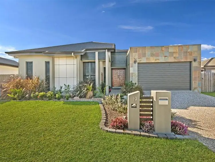 19 Apple Gum Ave, Mount Low QLD
