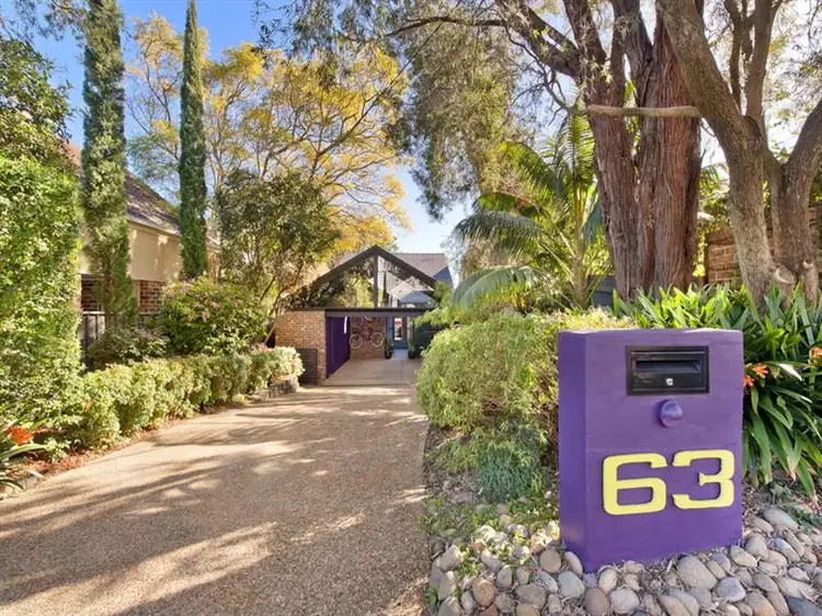 63 Carlotta St