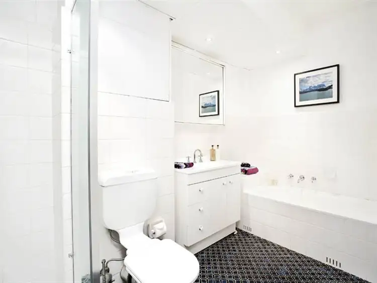Sixth view of Homely apartment listing, 4A/20-22 Onslow Ave, Elizabeth Bay NSW