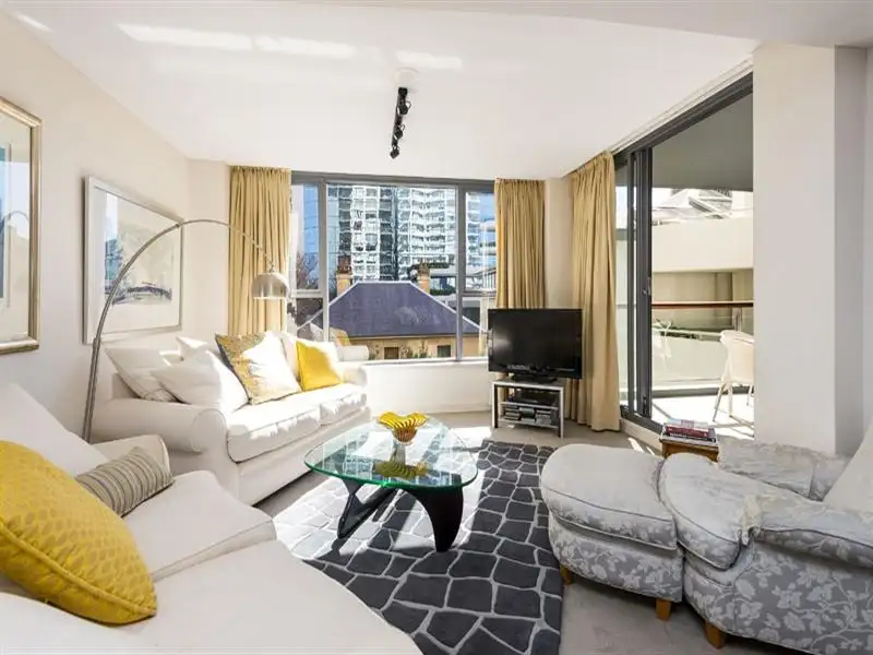 Main view of Homely apartment listing, 506/2 Dind St, Milsons Point NSW