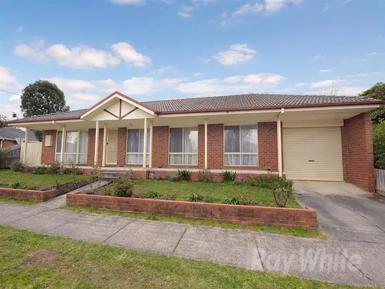 19 Ashton Rd, Ferntree Gully VIC