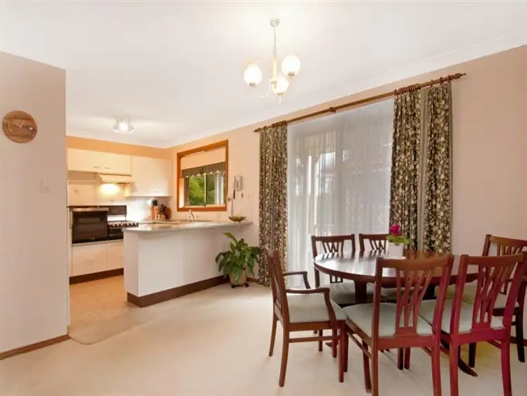 Fifth view of Homely house listing, 2/22 Stornaway Cres, Berkeley Vale NSW