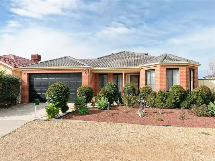 6 Lombard St, Roxburgh Park VIC