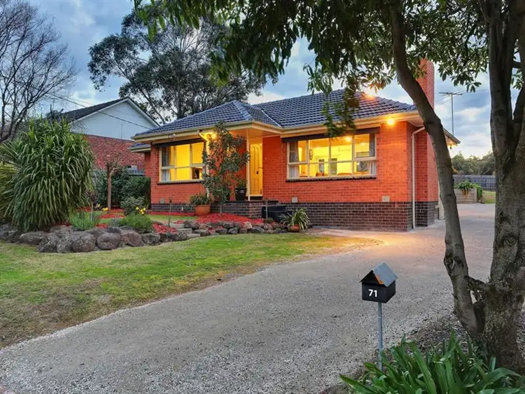71 HAWTHORY Rd, Mooroolbark VIC