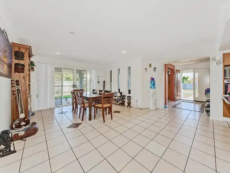 Fourth view of Homely house listing, 1 Jackwood St, Thornlands QLD