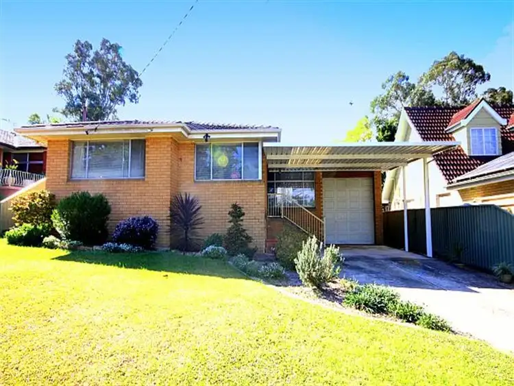 6 Faith Ct, Georges Hall NSW