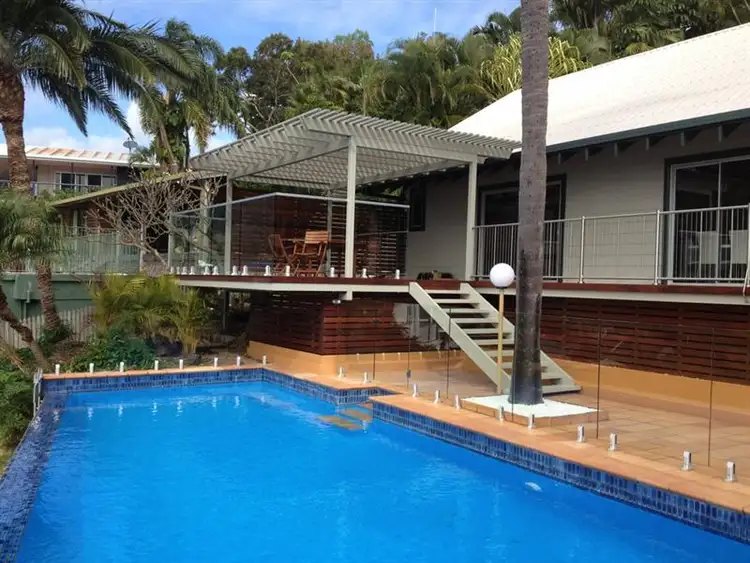 1 Stewart Dr, Cannonvale QLD