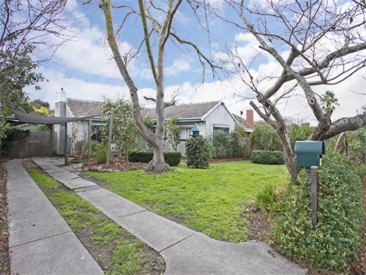 11 Rushworth St, Watsonia VIC