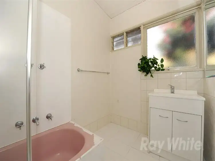 Fifth view of Homely house listing, 9 California Cres, Ferntree Gully VIC