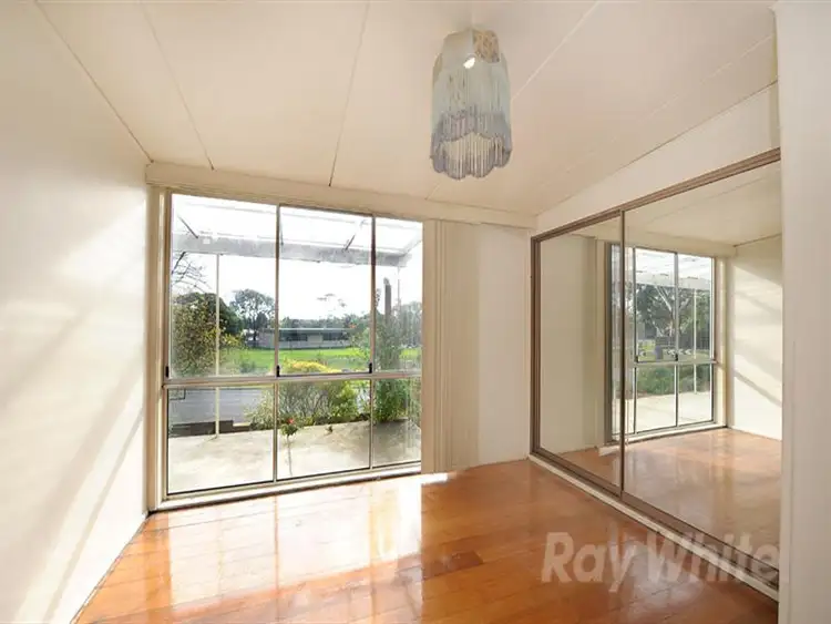 Sixth view of Homely house listing, 9 California Cres, Ferntree Gully VIC