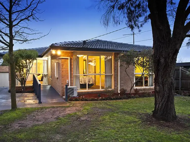 4 Kambara Dr, Mulgrave VIC