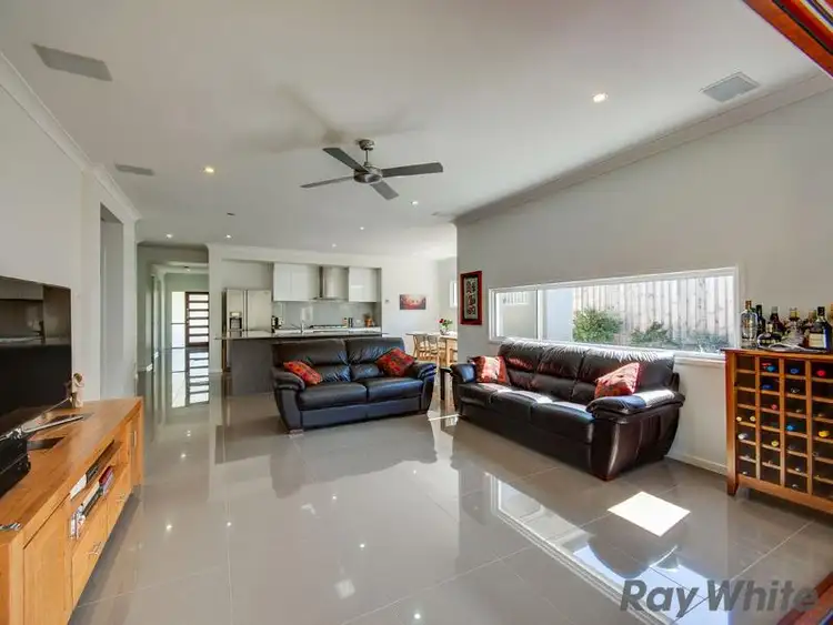 Fifth view of Homely house listing, 8 Drovers Cl, Ferny Hills QLD